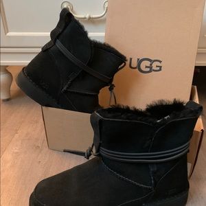 New Black Ugg Boots
